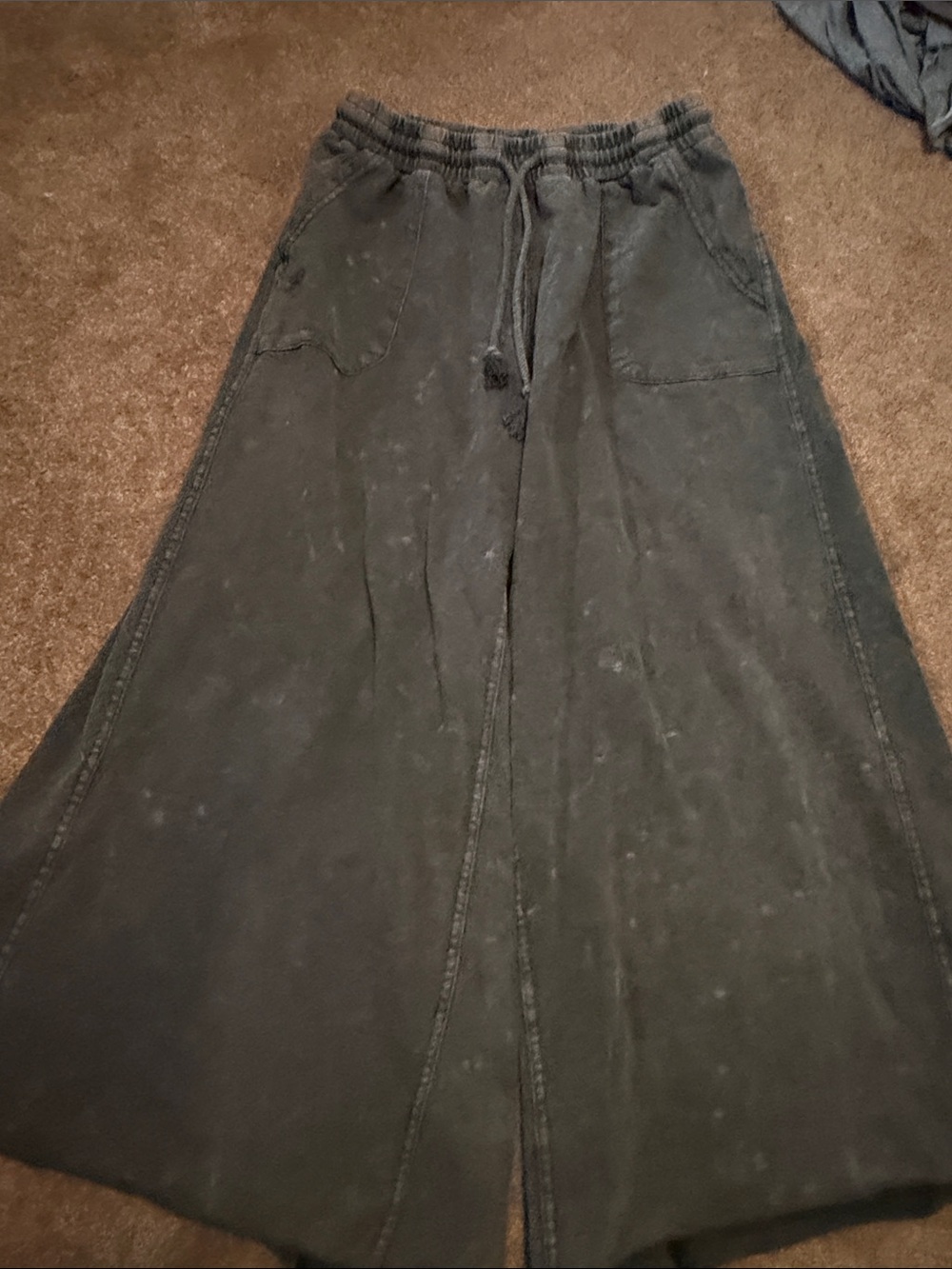 Dark Grey Easel Wide Leg Pants